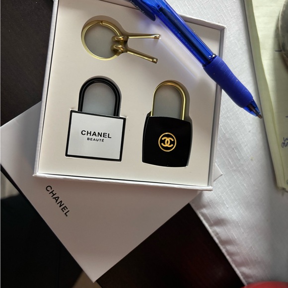 Chanel Lock and Key Set - Picture 2 of 4